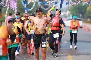 BIB: 461
                            <button type="button" onclick="openModal(9908604)" class="btn btn-primary btn-sm float-right btn-popup" data-toggle="modal" data-target=".modal-high-quality">
                        <i class="fas fa-shopping-cart"></i> Add to Cart
                    </button>
                                            <button type="button" onclick="isThisMe(9908604, true)" class="btn btn-success btn-sm float-right btn-popup btn-isme hidden" data-toggle="tooltip" data-placement="bottom" title="นี่คือรูปของคุณใช่ไหม คลิกที่นี่เพื่อเอาเข้าอัลบั้ม">
                        <i class="fas fa-plus"></i> Add to album
                    </button>
                    <button type="button" onclick="isThisMe(9908604, false)" class="btn btn-warning btn-sm float-right btn-popup btn-isnotme hidden">
                        <i class="fas fa-ban"></i> Remove from album
                    </button>